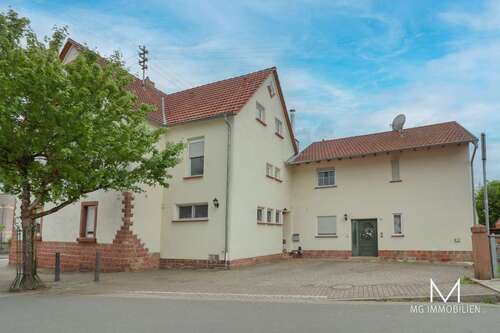 Foto - Haus zum Kaufen in Queidersbach 990.000,00 € 512 m²