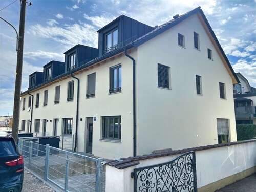 Foto - Haus zum Mieten in München 2.920,00 € 138 m²