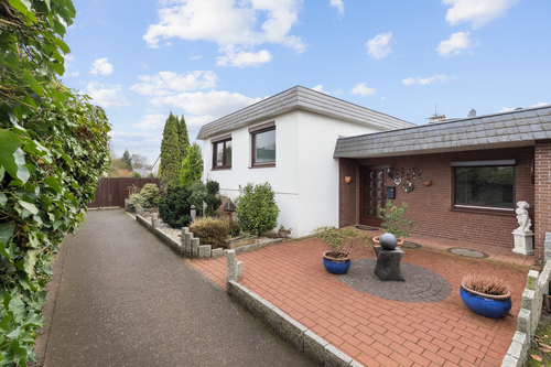 Foto - Haus zum Kaufen in Langenhagen 429.000,00 € 118 m²