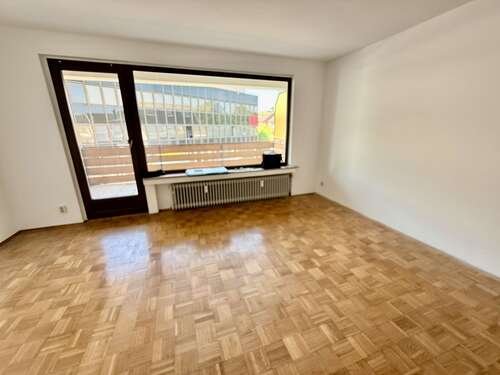 Foto - Wohnung zum Kaufen in Düsseldorf 220.000,00 € 63 m²