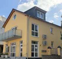 Haus zum Kaufen in Ingelheim 1.200.000,00 € 238 m²