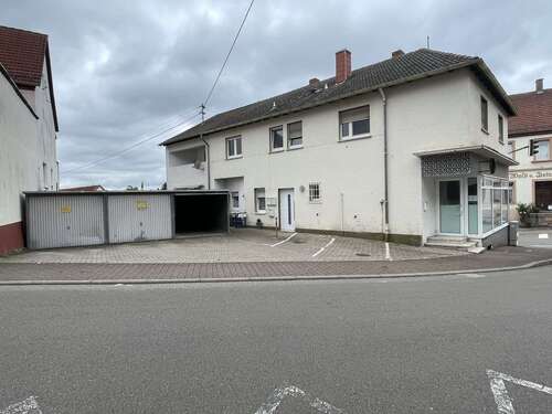 Foto - Wohnung zum Mieten in Lemberg 450,00 € 76 m²