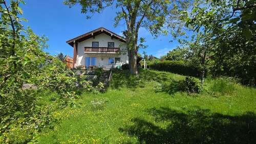 Foto - Haus zum Kaufen in Chieming 849.000,00 € 121 m²