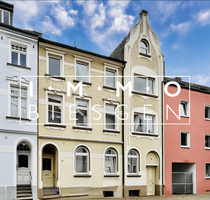 Haus zum Kaufen in Mülheim an der Ruhr 280.000,00 € 220 m²