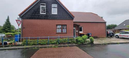 Foto - Haus zum Kaufen in Schortens 149.000,00 € 243.52 m²