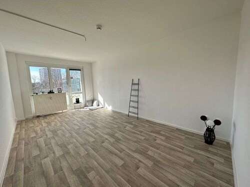 Foto - Wohnung zum Mieten in Dessau-Roßlau 311,00 € 39.2 m²