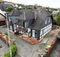 Haus zum Kaufen in Herscheid 449.000,00 € 230 m²