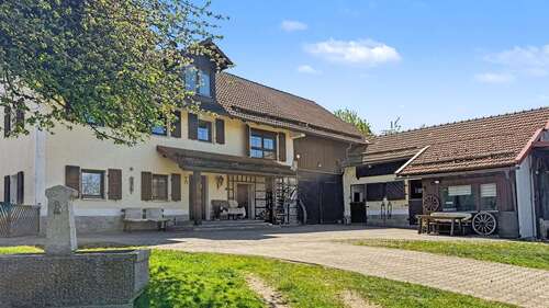 Foto - Haus zum Kaufen in Saldenburg 890.000,00 € 187 m²