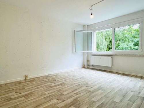 Foto - Wohnung zum Mieten in Freital 212,88 € 26.61 m²