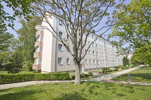 Foto - Wohnung zum Mieten in Halle (Saale) 408,00 € 58.15 m²