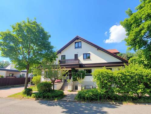 Foto - Haus zum Kaufen in Rödermark 744.000,00 € 245 m²