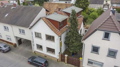 Foto - Haus zum Kaufen in Biebesheim am Rhein 249.000,00 € 169 m²