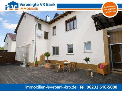 Foto - Haus zum Kaufen in Hockenheim 419.000,00 € 145 m²