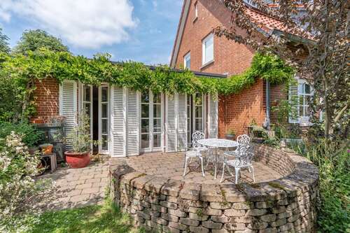 Foto - Haus zum Kaufen in Gehrden 850.000,00 € 236 m²