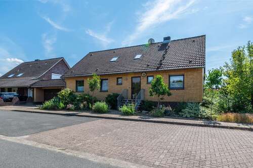 Foto - Haus zum Kaufen in Rühen 390.000,00 € 230 m²