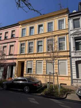 Foto - Haus zum Kaufen in Krefeld 440.000,00 € 303 m²