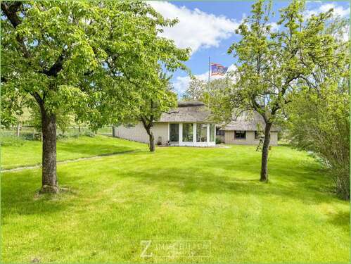 Foto - Haus zum Kaufen in Tetenbüll Wasserkoog 795.000,00 € 103 m²