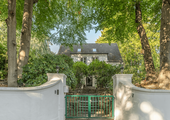 Haus zum Kaufen in Hamburg 1.980.000,00 € 300 m²