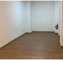 Büro in München 395,00 € 22 m² - 395,00 EUR Kaltmiete, ca.  22,00 m² in München (PLZ: 80337)