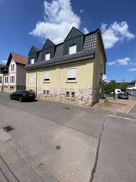 Foto - Haus zum Kaufen in SaarbrückenKlarenthal 199.000,00 € 220 m²