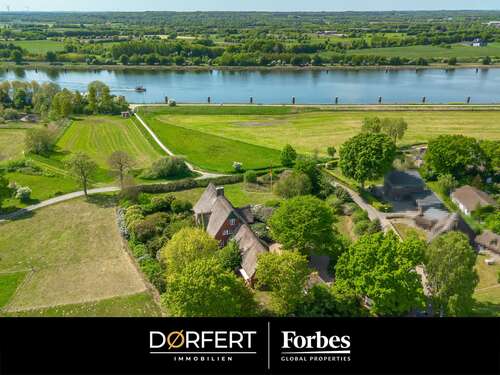 Foto - Haus zum Kaufen in Schülp bei Rendsburg 1.390.000,00 € 509.91 m²