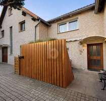 Haus zum Kaufen in Moringen 230.000,00 € 272 m²