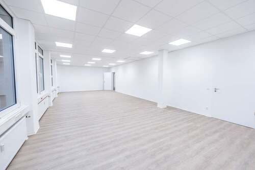 Foto - Büro in Hilden 8.241,00 € 784 m²