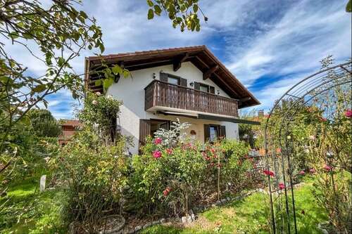 Foto - Haus zum Kaufen in Neubeuern 580.000,00 € 140 m²
