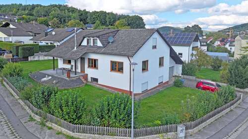 Foto - Haus zum Kaufen in Velburg 330.000,00 € 123.57 m²