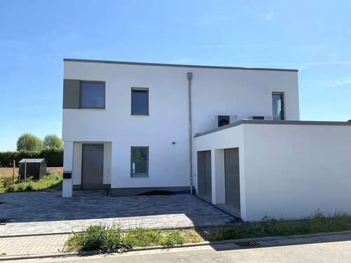 Foto - Haus zum Kaufen in Hardegsen Hevensen 699.000,00 € 300 m²