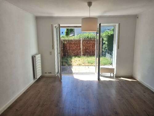 Foto - Haus zum Mieten in Aschheim 2.000,00 € 144 m²
