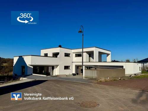 Foto - Haus zum Kaufen in Hetzerath 1.050.000,00 € 210 m²