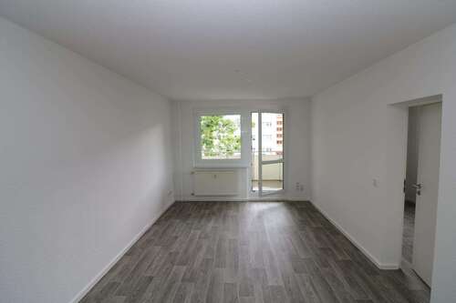 Foto - Wohnung zum Mieten in Freiberg 489,00 € 69.46 m²