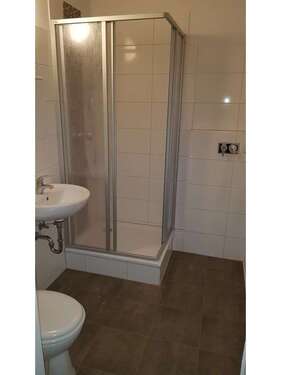 Foto - Wohnung zum Mieten in Berlin 271,47 € 32.59 m²