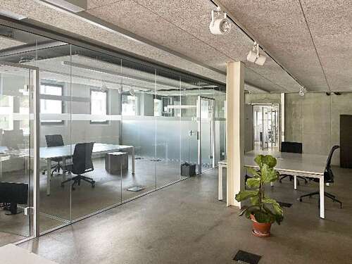 Foto - Büro in München 880,00 € 19 m² - 880,00 EUR Kaltmiete, ca.  19,00 m²