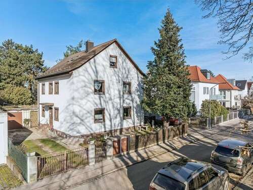 Foto - Haus zum Kaufen in München 890.000,00 € 171.86 m²