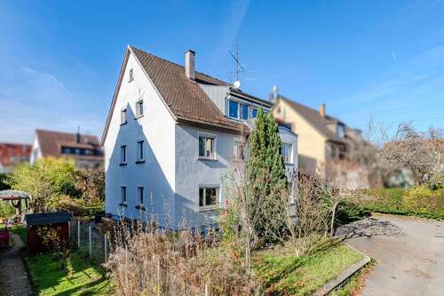 Foto - Haus zum Kaufen in Stuttgart 925.000,00 € 250 m²