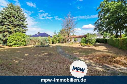 Foto - Grundstück zu verkaufen in Falkensee 255.000,00 € 665 m²