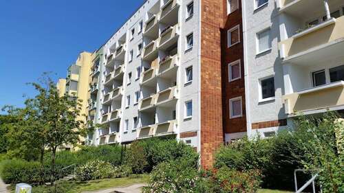 Foto - Wohnung zum Mieten in Rostock 482,00 € 57.7 m²