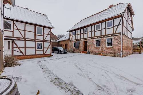 Foto - Haus zum Kaufen in Schöningen Esbeck 219.000,00 € 140 m²