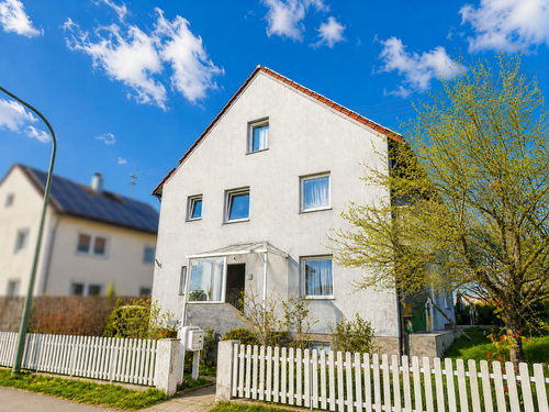 Foto - Haus zum Kaufen in Waldstetten 599.000,00 € 230 m²