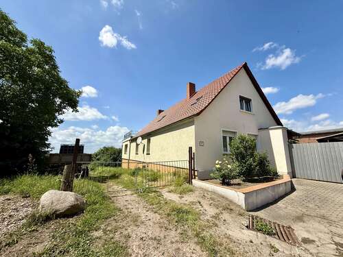 Foto - Haus zum Kaufen in Ladeburg 139.000,00 € 150 m²