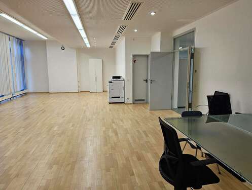 Foto - Büro in Freiburg 2.600,00 € 203.22 m²