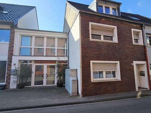 Foto - Haus zum Kaufen in Krefeld 285.000,00 € 129 m²
