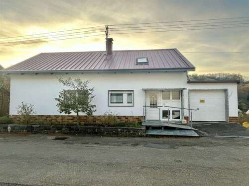 Foto - Haus zum Kaufen in Niederstetten-Vorbachzimmern 289.000,00 € 116 m²