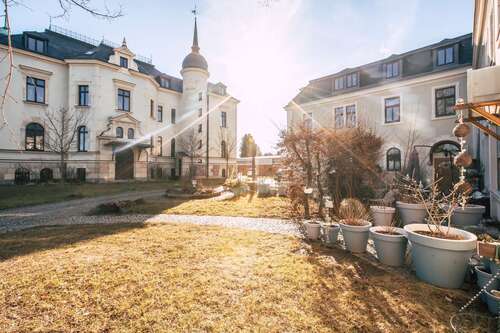 Foto - Wohnung zum Mieten in Zwickau 1.250,00 € 167 m²
