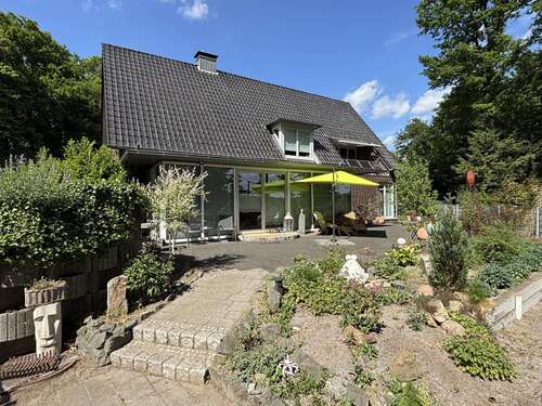 Foto - Haus zum Kaufen in Steinhagen 685.000,00 € 223 m²