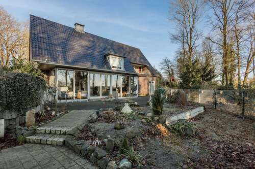 Foto - Haus zum Kaufen in Steinhagen 685.000,00 € 223 m²