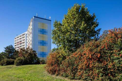 Foto - Wohnung zum Mieten in Brandenburg an der Havel 232,57 € 35.78 m²