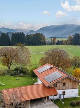 Foto - Haus zum Kaufen in Siegsdorf 1.690.000,00 € 199 m²
